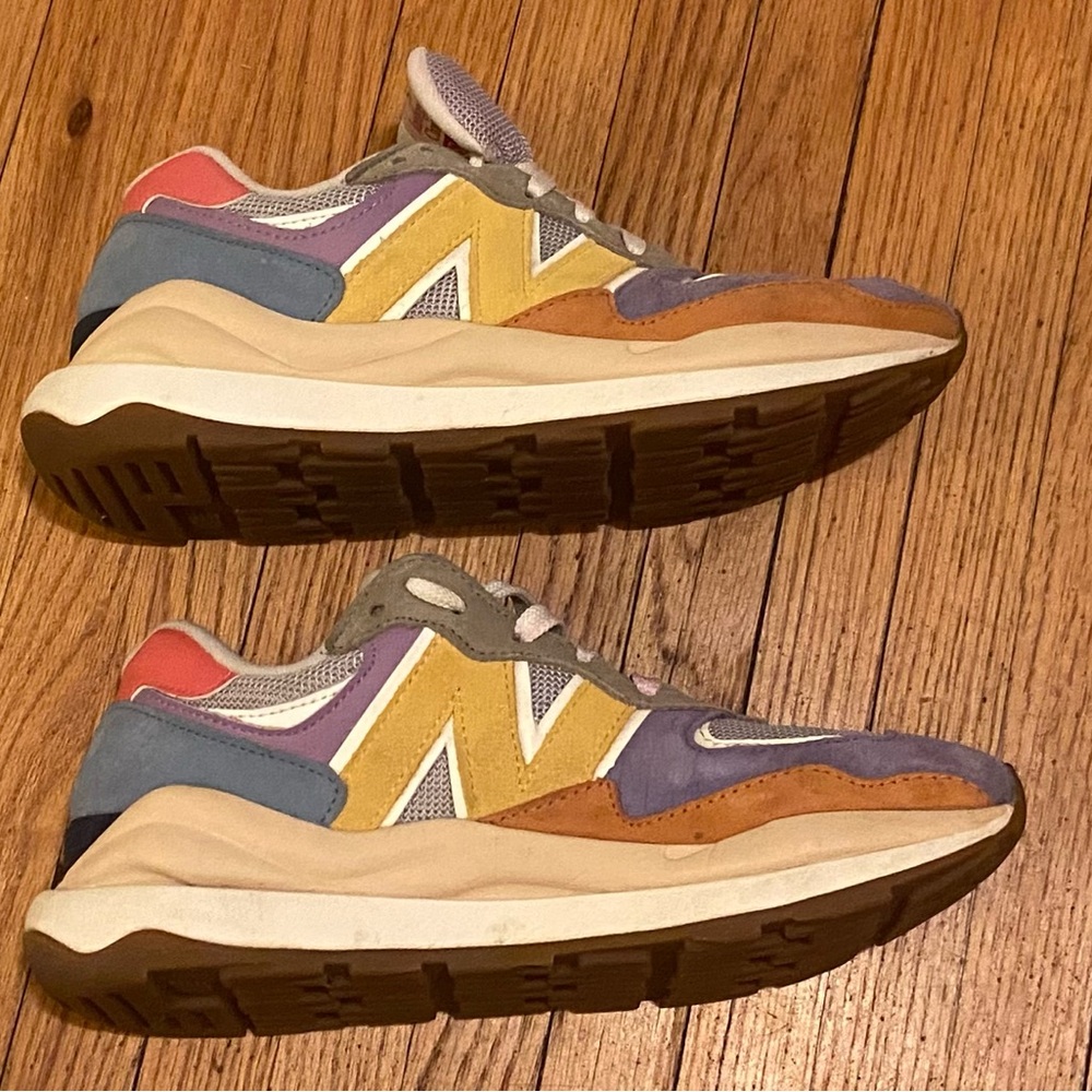 New Balance women’s 8.5 57/40
